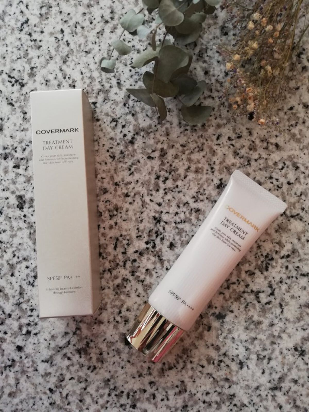 トリートメント デイ クリーム/COVERMARK/日焼け止めクリームを使ったクチコミ(1枚目)