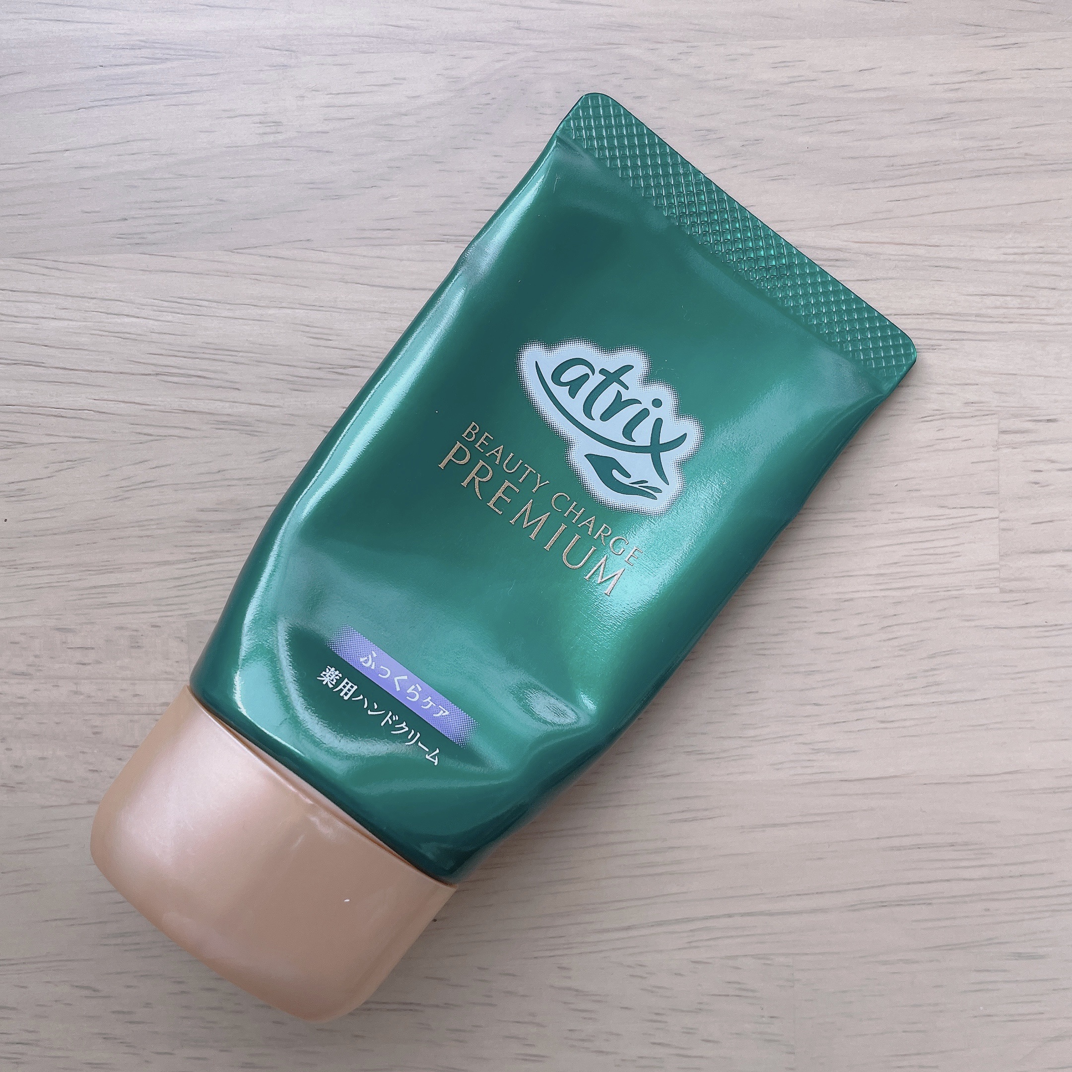 ビューティーチャージプレミアム 瞬間つや美肌 桜の香り/アトリックス/ハンドクリームを使ったクチコミ（1枚目）