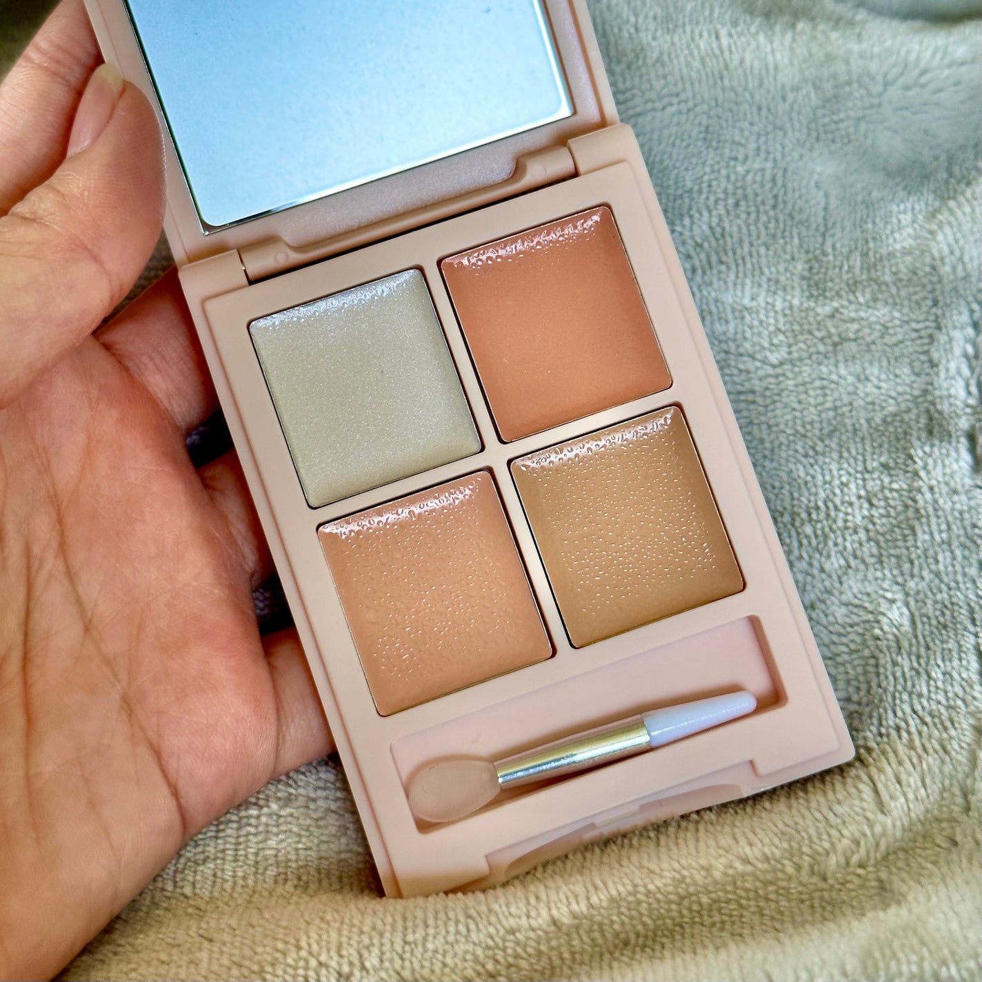 トーンアップ&カバー コンシーラーパレット/Kirei&co./パレットコンシーラーを使ったクチコミ(3枚目)