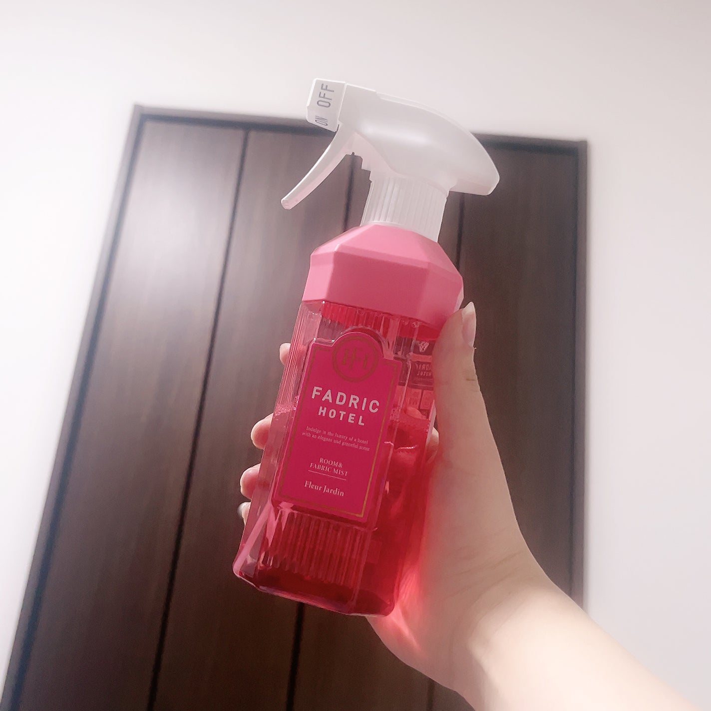 ファドリックホテル ルーム&ファブリックミスト フルールジャルダンの香り/FADRIC HOTEL/ファブリックミストを使ったクチコミ(1枚目)