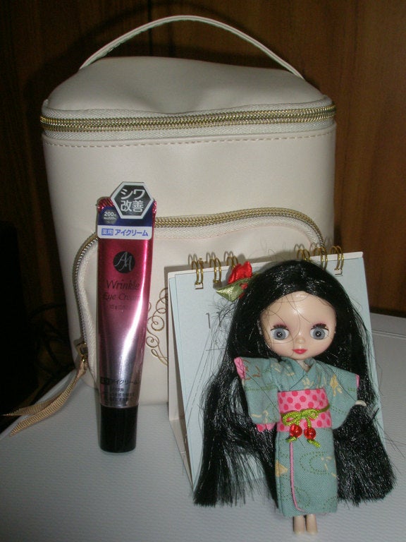 日本製エイジングケアアイクリームDX/DAISO/フェイスクリームを使ったクチコミ(3枚目)