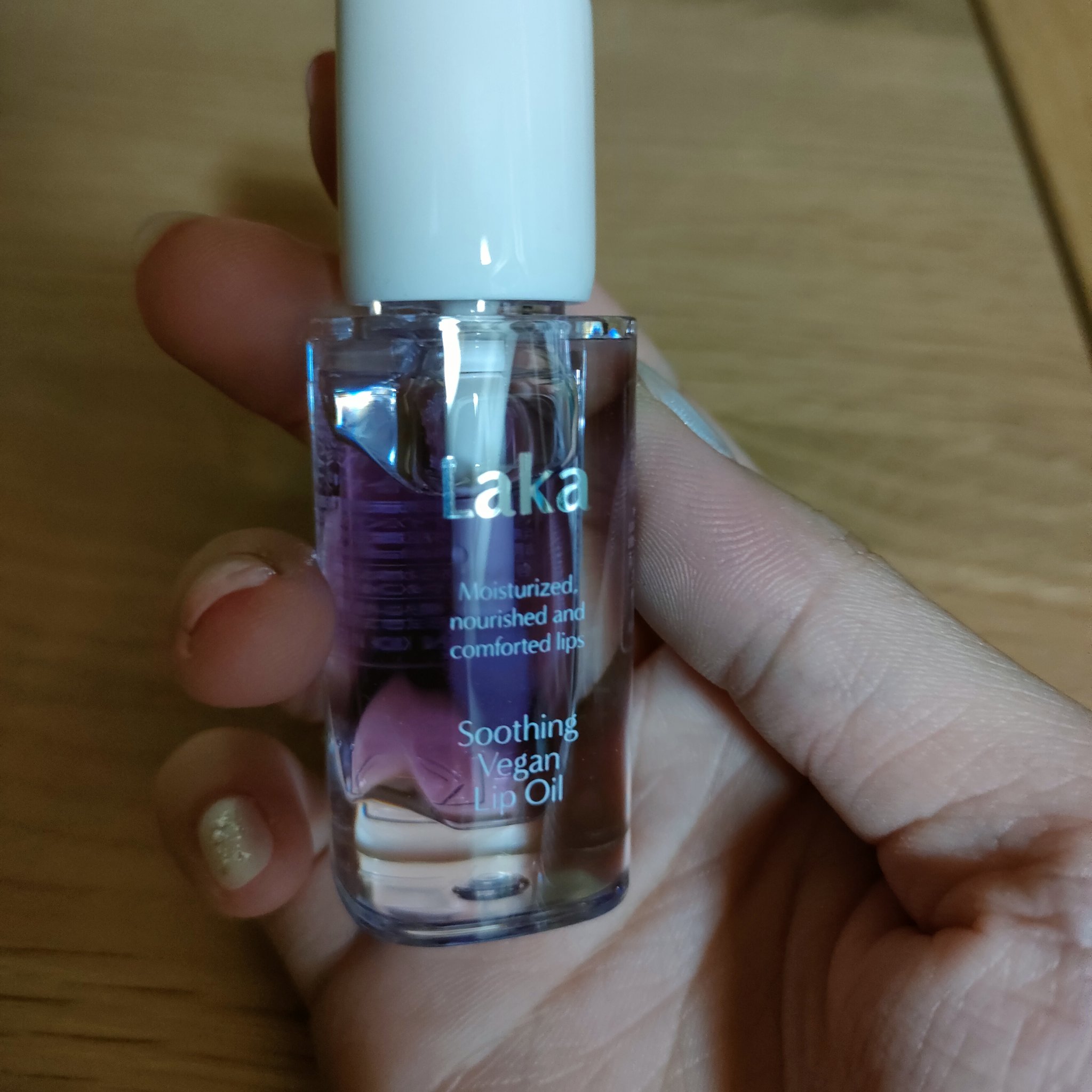 スージングヴィーガンリップオイル/Laka/リップオイルを使ったクチコミ（1枚目）