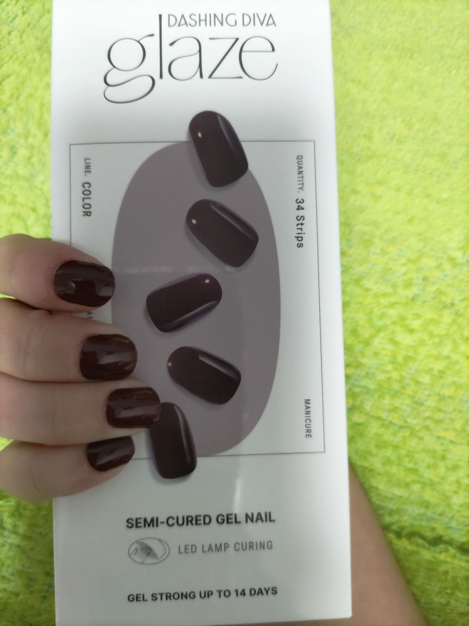 GLAZE グレーズ 半硬化タイプジェルネイルシール Wine Berry/DASHINGDIVA MAGICPRESS/ネイルシールを使ったクチコミ（3枚目）