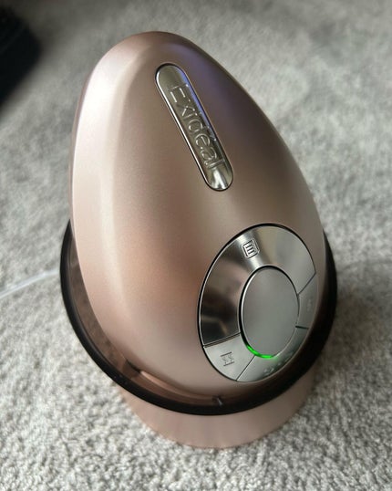 mochi ♡ →フォロバ on LIPS 「LED美顔器のパイオニア、エクスイディアルが作った多機能ハンデ..」(1枚目)