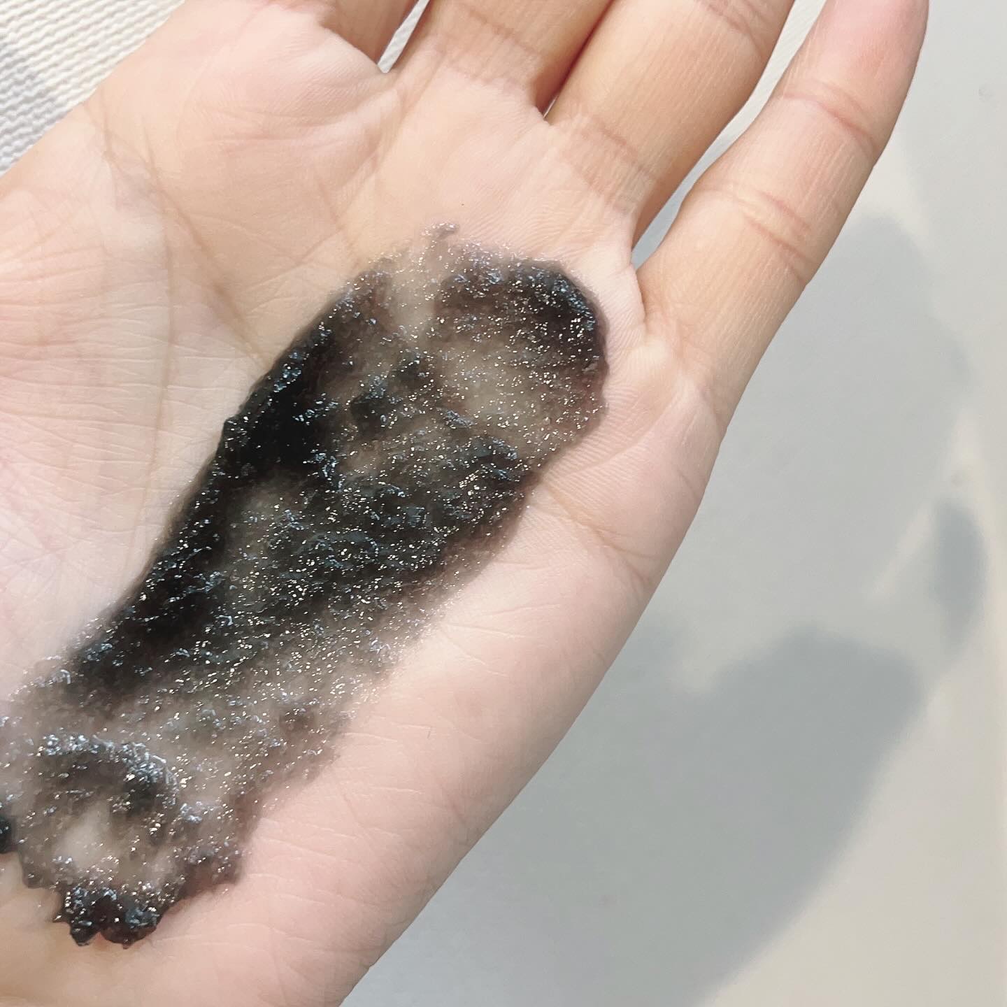 BLACK JELLY WASH（ブラックジェリーウォッシュ）/PLUEST/その他洗顔料を使ったクチコミ（2枚目）