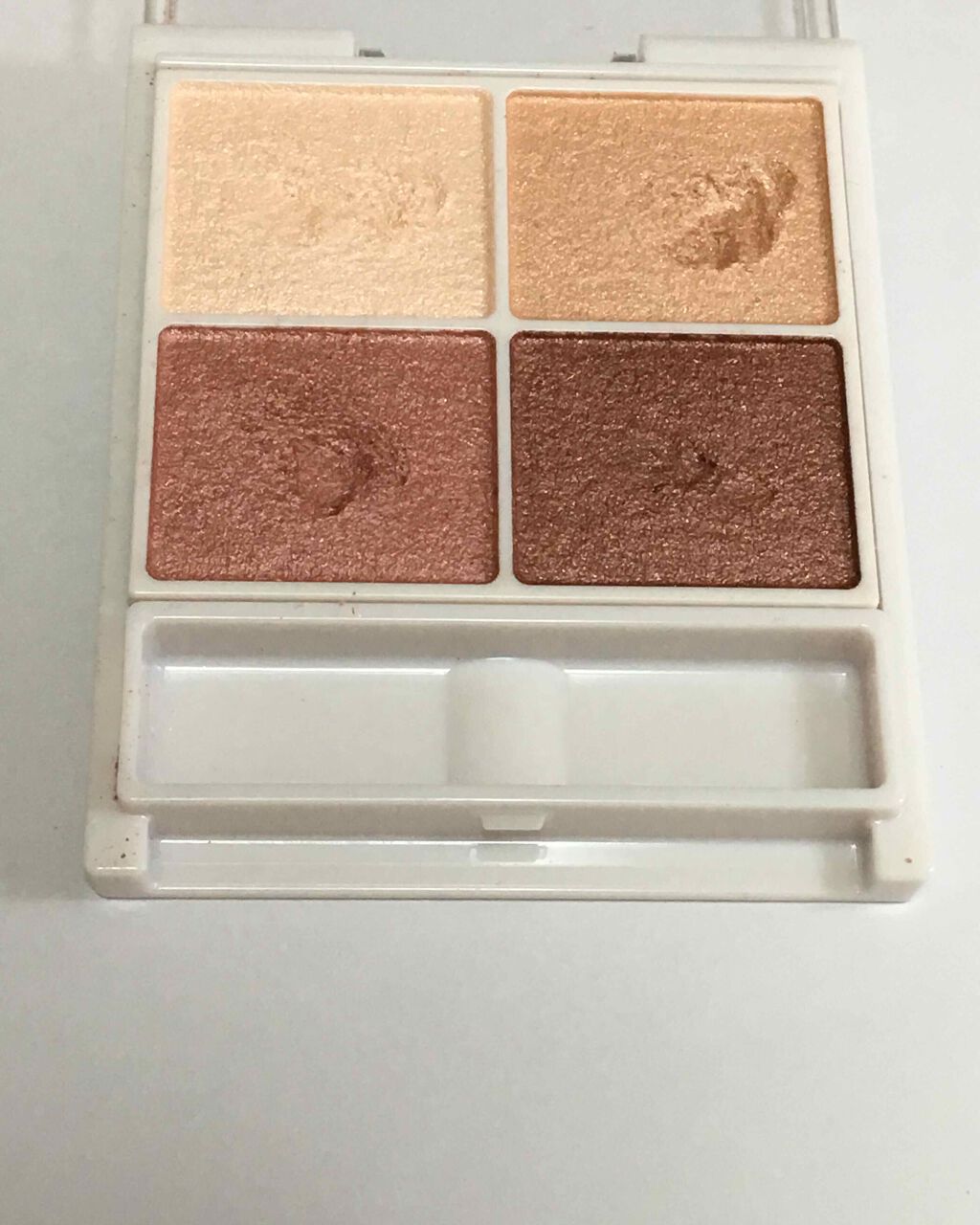 シルキースフレアイズ/キャンメイク/アイシャドウパレットを使ったクチコミ(3枚目)