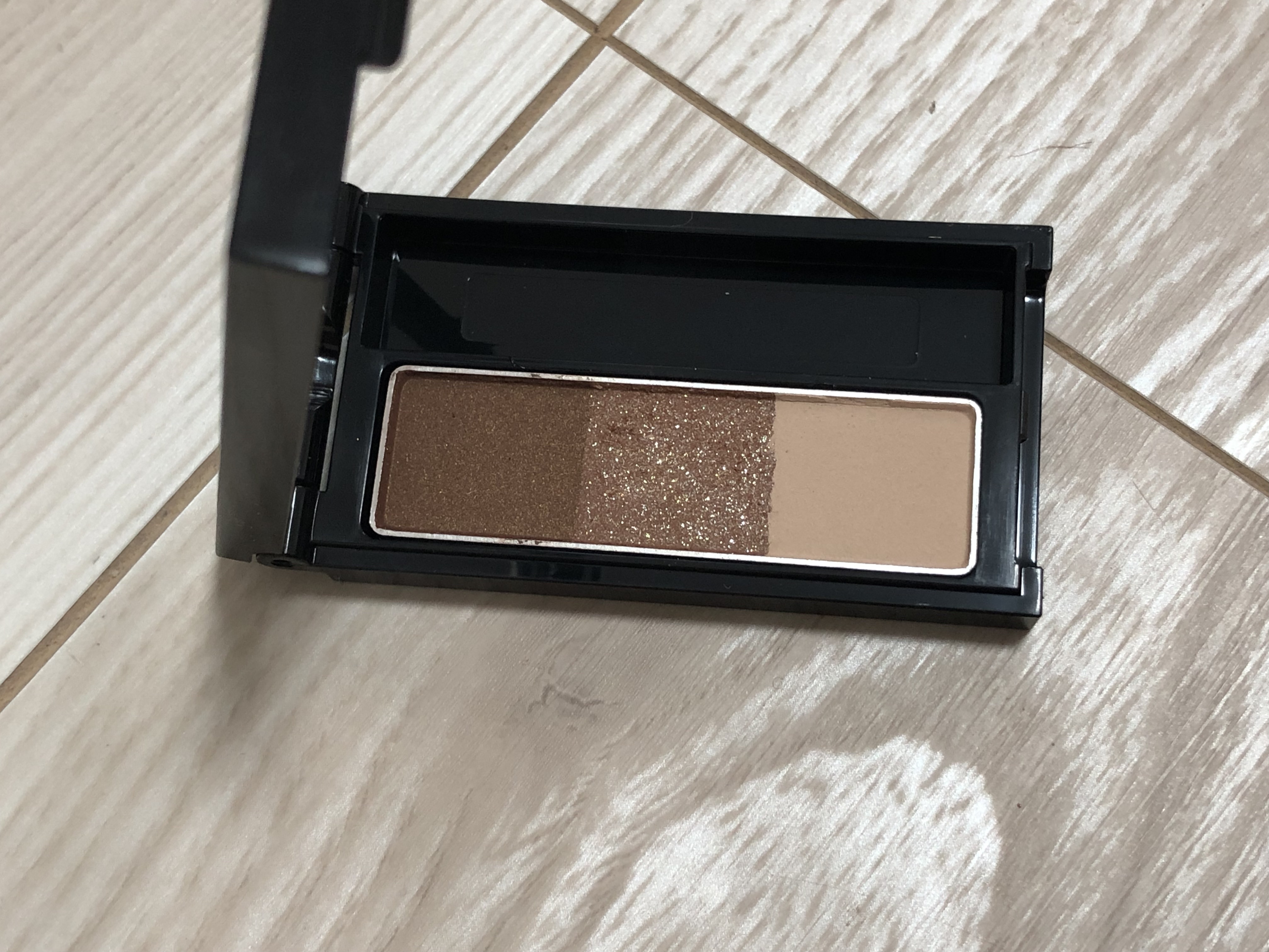 ケイト デザイニングアイブロウ3D/KATE/パウダーアイブロウを使ったクチコミ（1枚目）