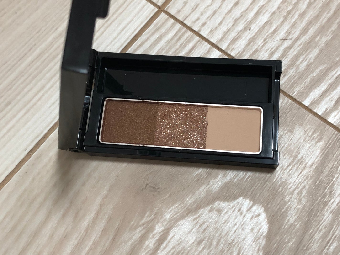 ケイト デザイニングアイブロウ3D/KATE/パウダーアイブロウを使ったクチコミ(1枚目)