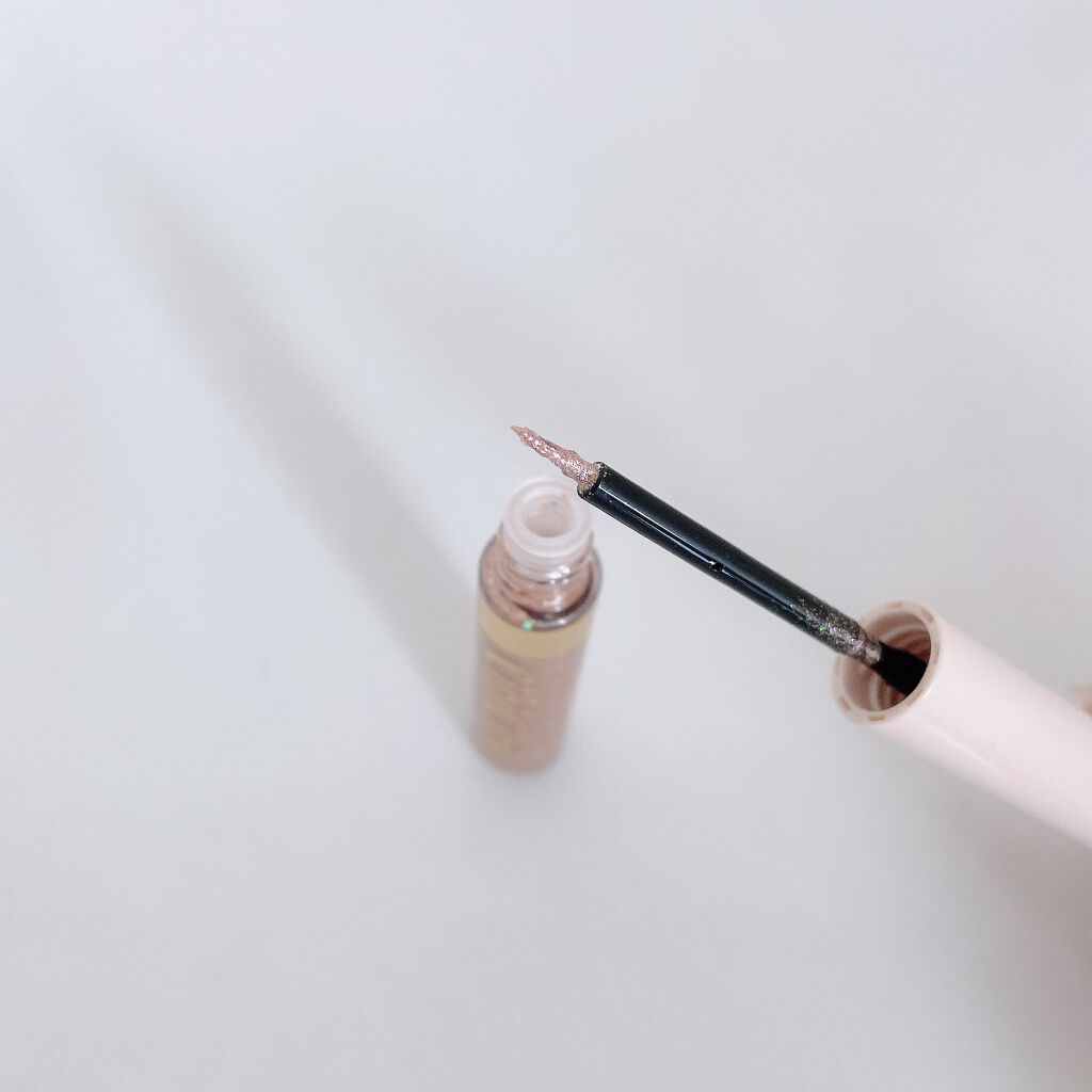 グリッターイルミネーションライナー/CipiCipi/リキッドアイライナーを使ったクチコミ(2枚目)