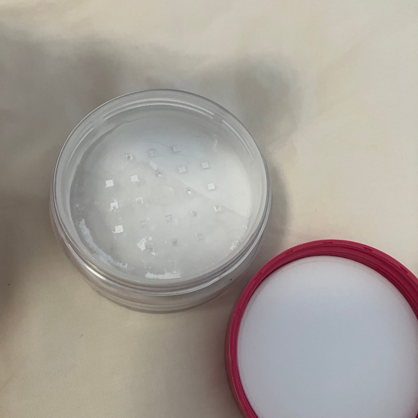 メイク キープ パウダー/コーセーコスメニエンス/ルースパウダーを使ったクチコミ(4枚目)