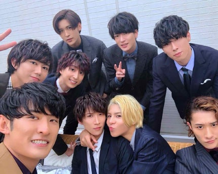 汐音 on LIPS 「私、ジャニーズ好きなんです。私は、Hey!Say!JUMP、K..」(4枚目)