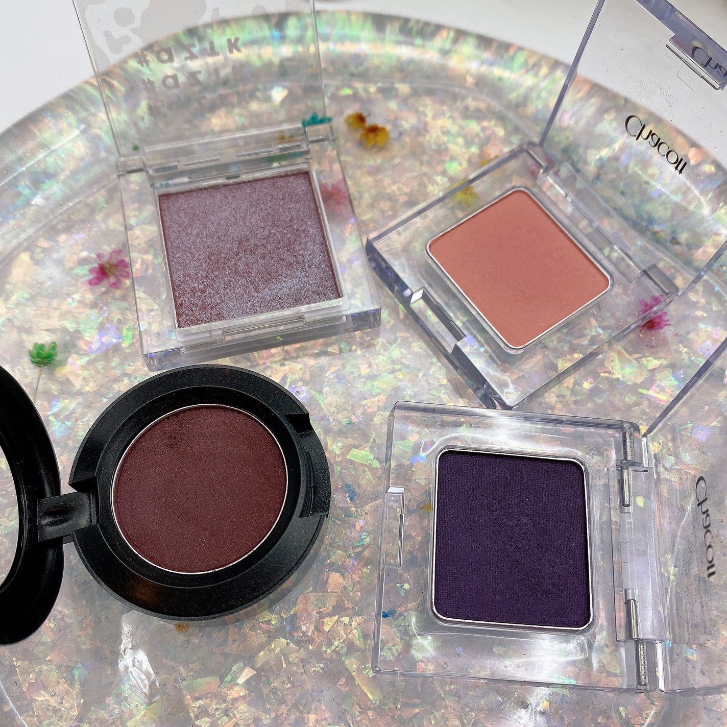 スモール アイシャドウ/M・A・C/単色アイシャドウを使ったクチコミ(3枚目)