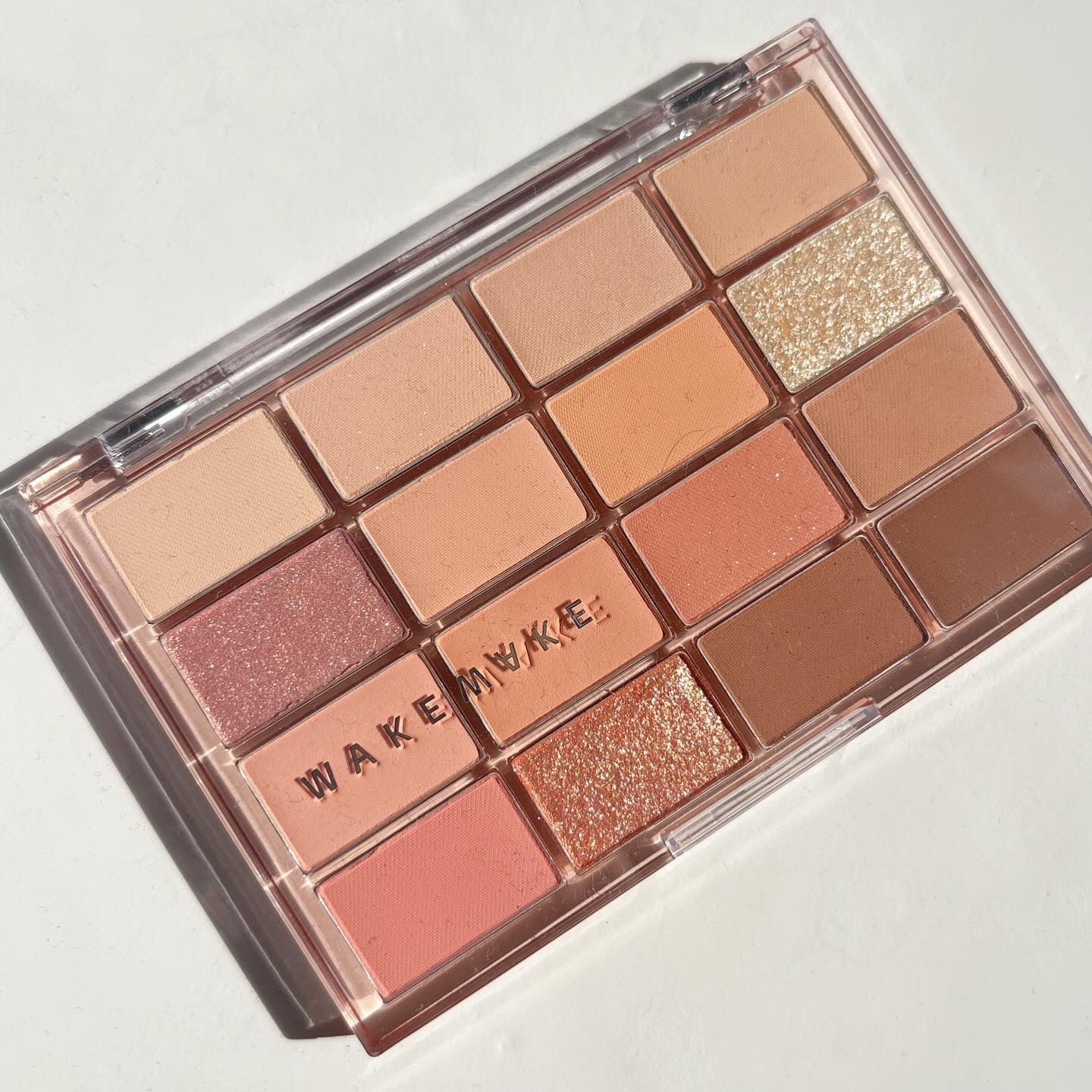 ソフトブラーリングアイパレット/wakemake/アイシャドウパレットを使ったクチコミ（1枚目）