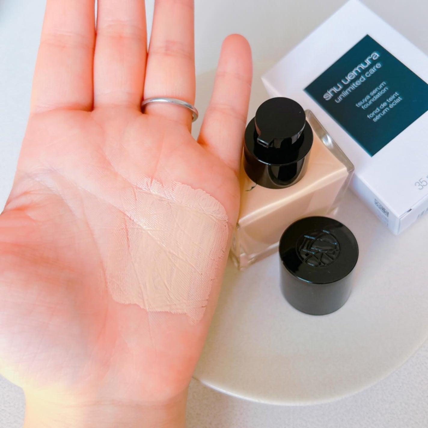アンリミテッド ケア ツヤ セラム ファンデーション/shu uemura/リキッドファンデーションを使ったクチコミ(5枚目)