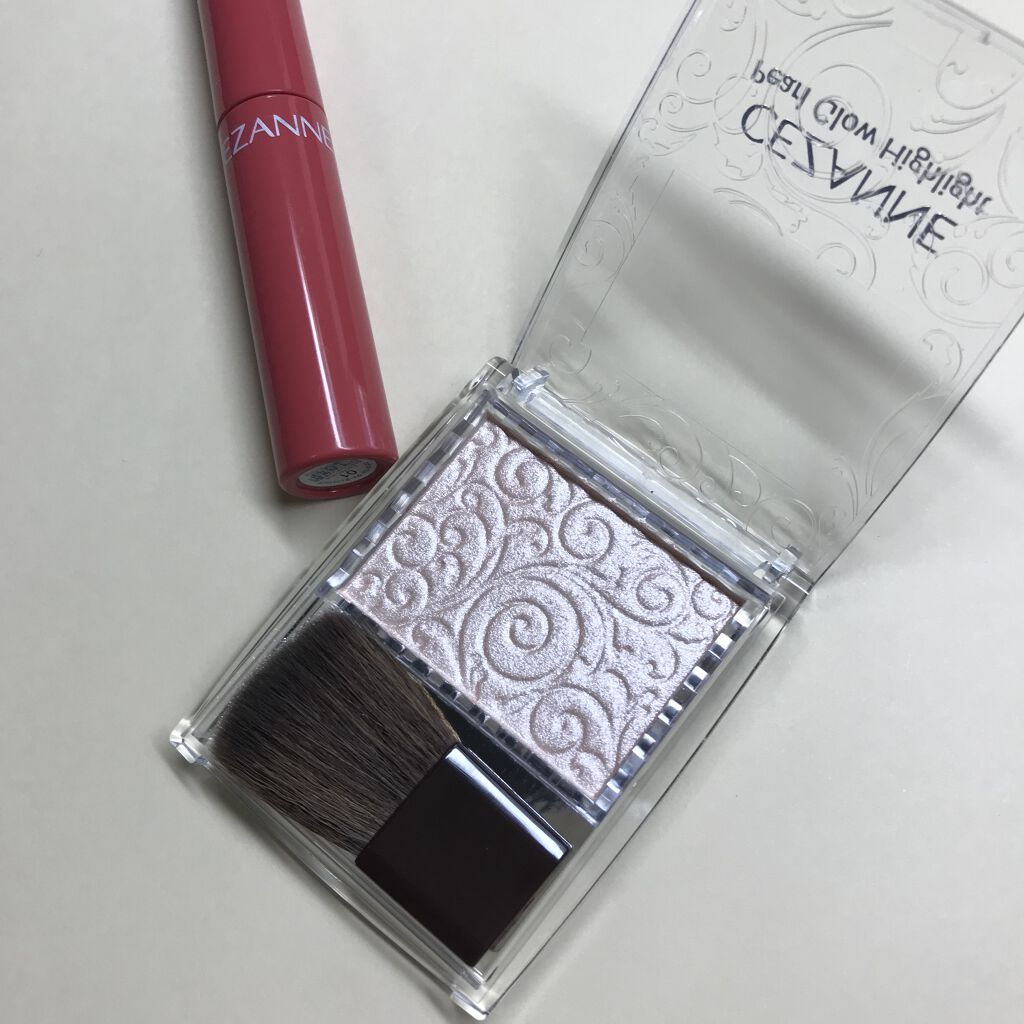 パールグロウハイライト/CEZANNE/パウダーハイライトを使ったクチコミ（2枚目）