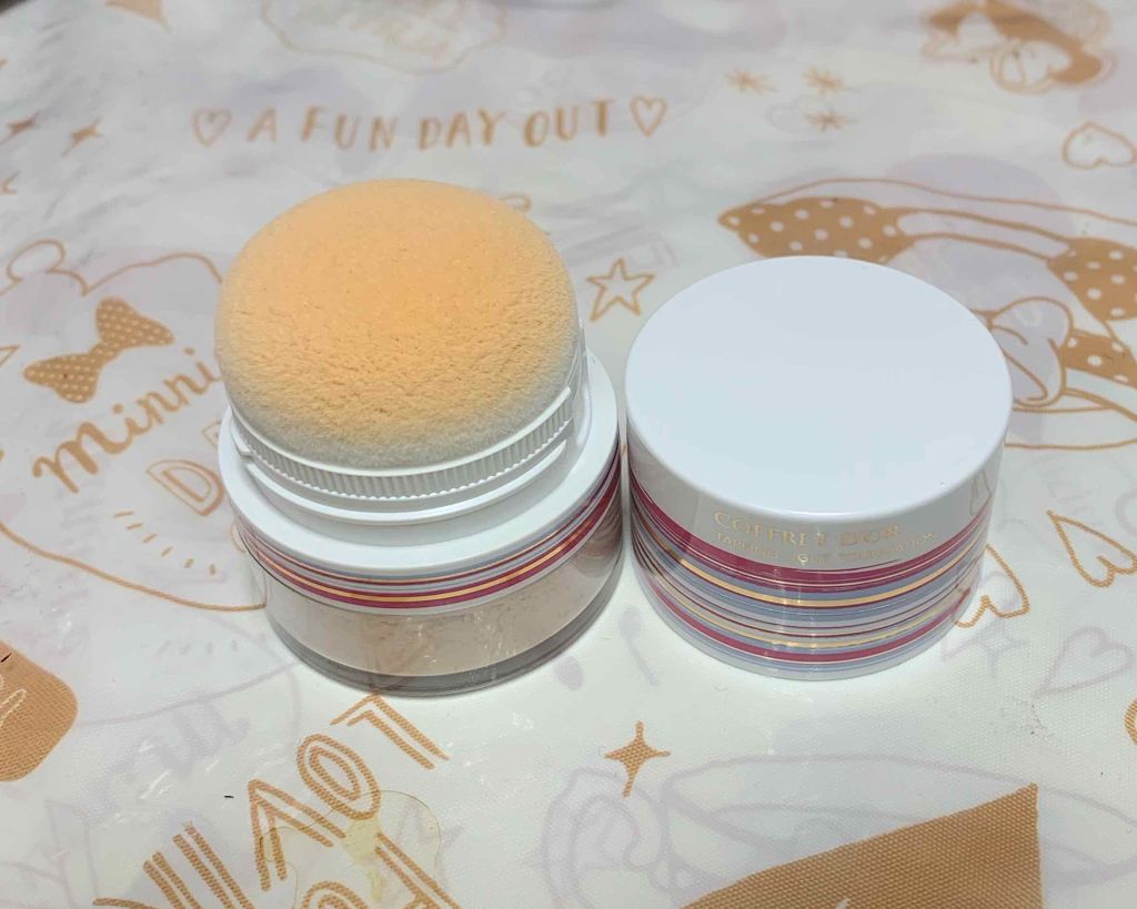 タッピングライトファンデーション/コフレドール/パウダーファンデーションを使ったクチコミ（2枚目）