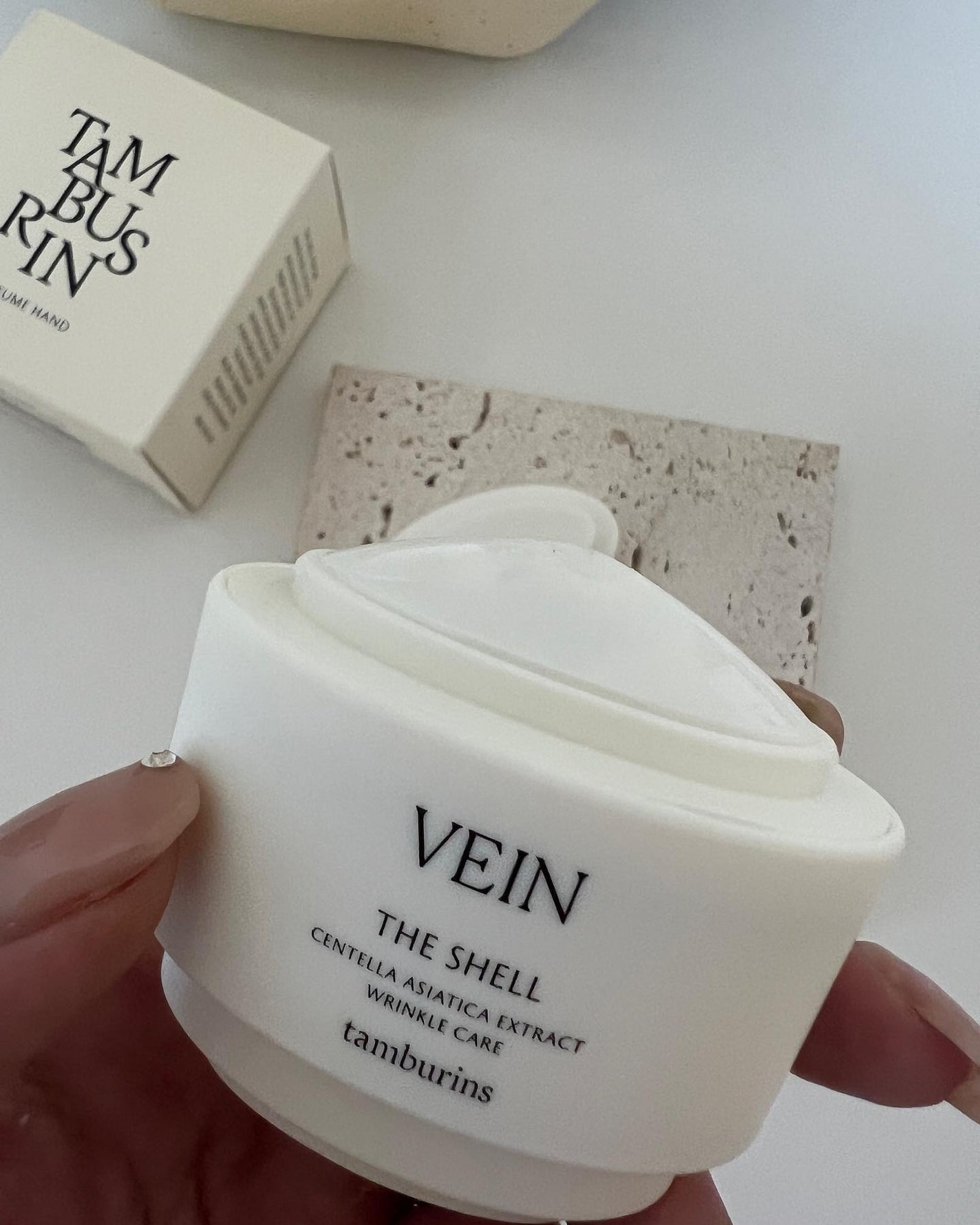 THE SHELL PerfumeHANDCREAM/tamburins/ハンドクリームを使ったクチコミ(3枚目)