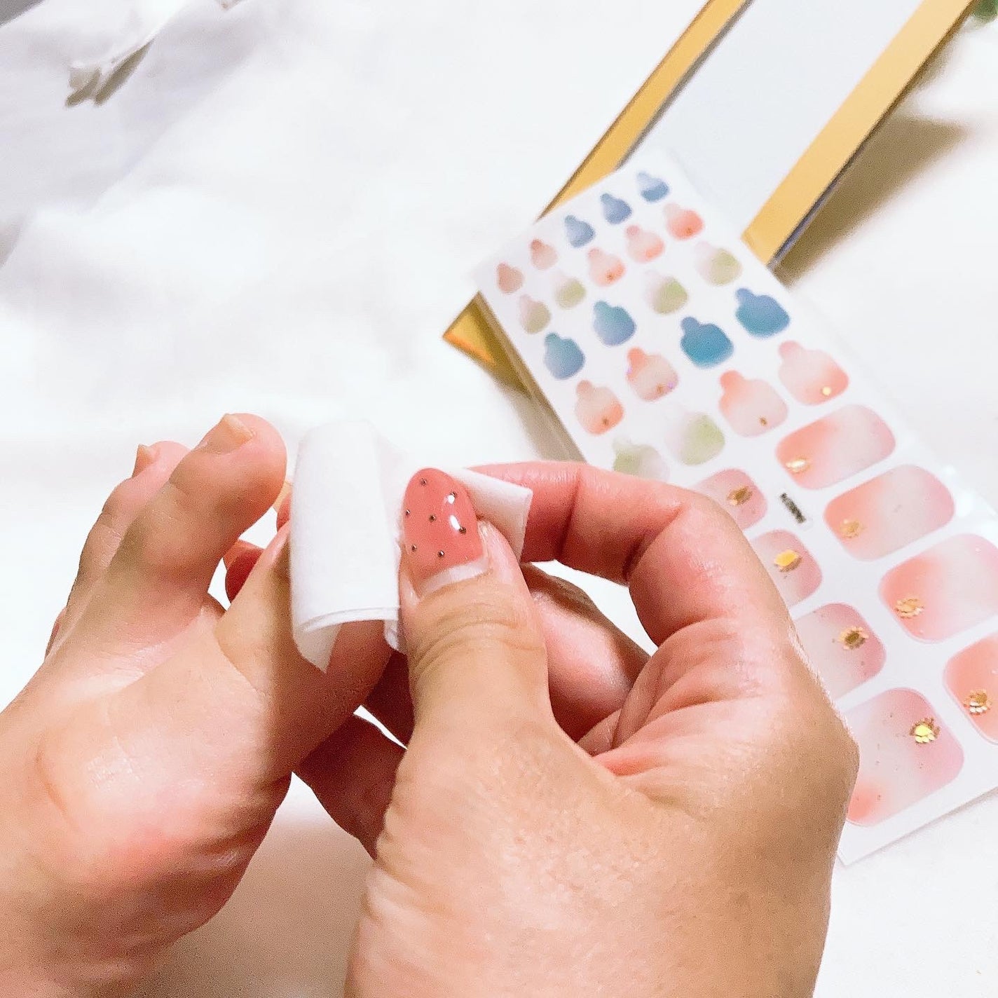 貼るだけフットネイルシール/ZINIPIN/ネイルシールを使ったクチコミ(3枚目)