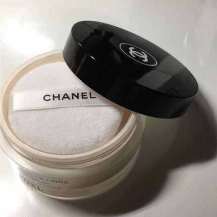 プードゥル ユニヴェルセル リーブル/CHANEL/ルースパウダーを使ったクチコミ(2枚目)