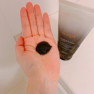 BLACK JELLY WASH（ブラックジェリーウォッシュ）/PLUEST/その他洗顔料を使ったクチコミ（3枚目）