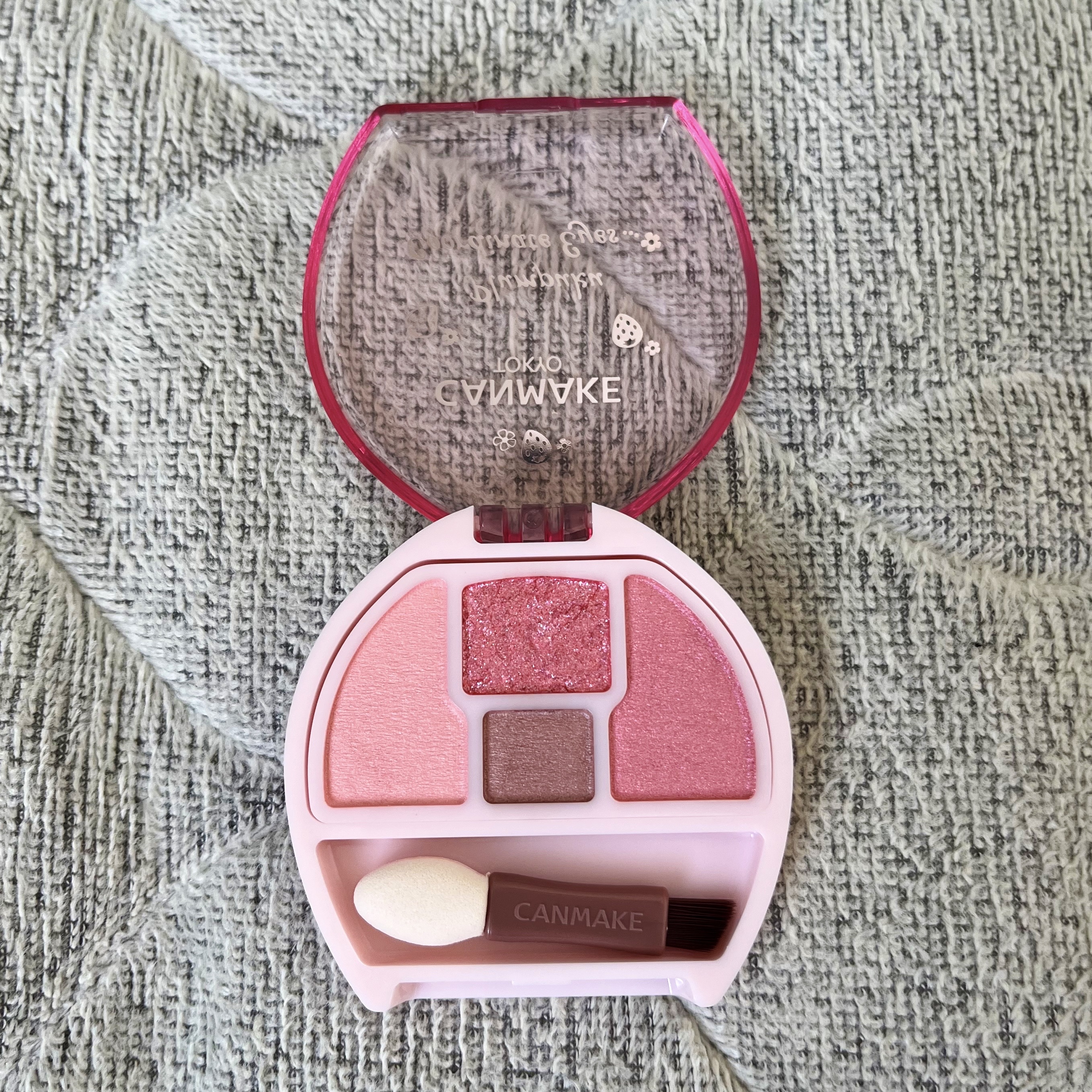 プランぷくコーデアイズ/キャンメイク/パウダーアイシャドウを使ったクチコミ（3枚目）