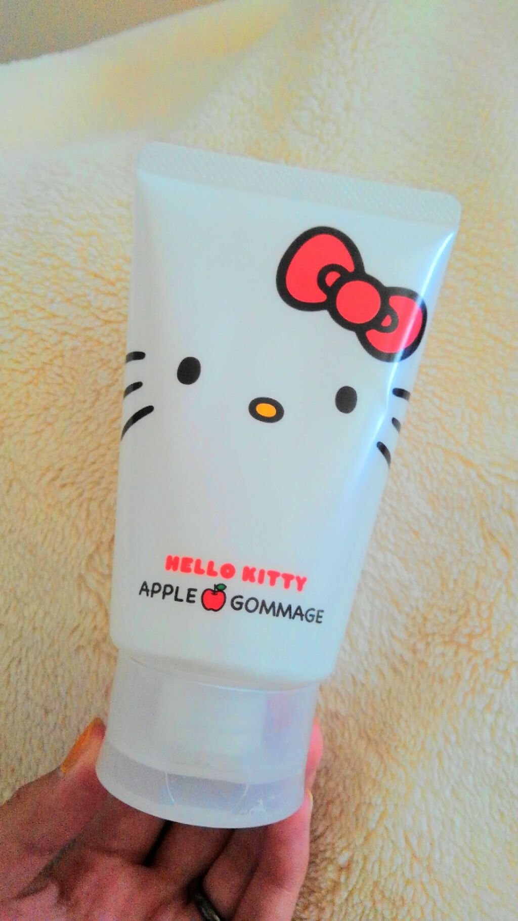 ハローキティアップルゴマージュ/ロゼット/スクラブ・ゴマージュを使ったクチコミ（1枚目）