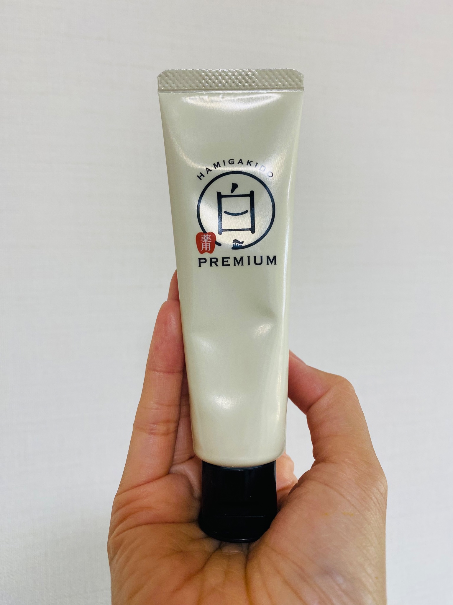 歯磨き堂 薬用ホワイトニングペースト プレミアム/歯磨き堂/歯磨き粉を使ったクチコミ（2枚目）