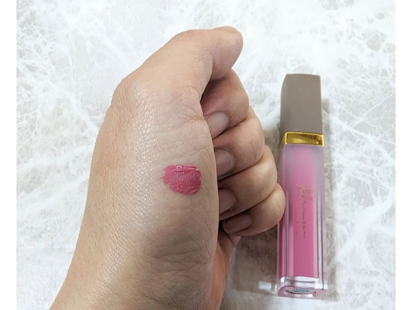 ラブシルクブラッシュ 703 アイコン/Laka/パウダーチークを使ったクチコミ（2枚目）