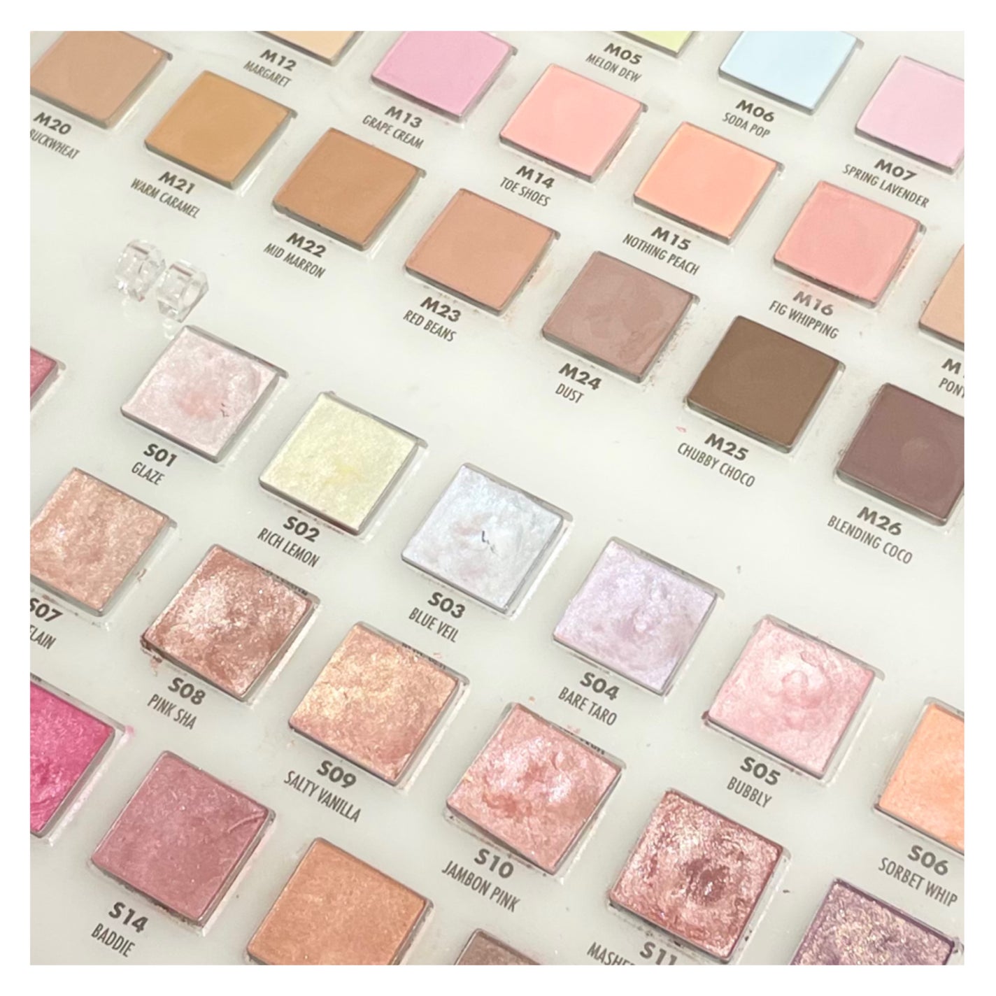 ぱんぱらぱんだ on LIPS 「コタクの冬休み🏡💭💓あけましておめでとうございます🕊🤍#rom..」(3枚目)