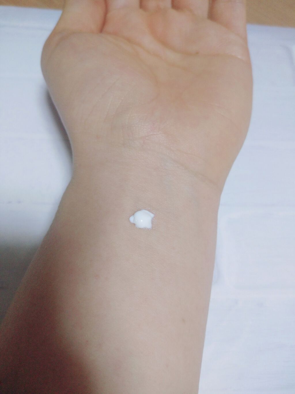 Dr.Althea スキン バランシング UVエッセンスのクチコミ「肌に優しい日焼け止めがほしくてゲットしたものになります。

ドクターエルシア
スキン バランシ.....」（2枚目）