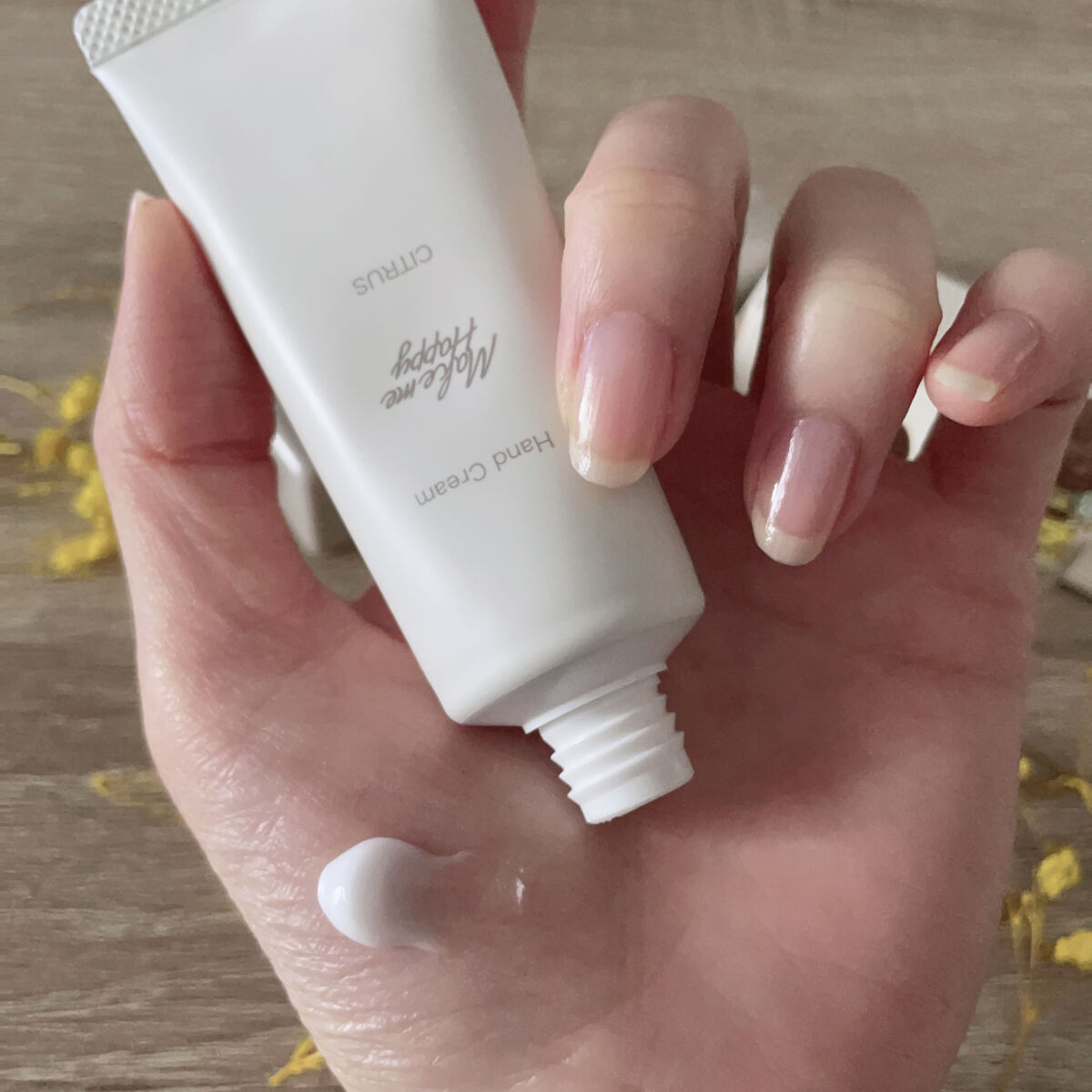 メイクミーハッピー ボディミスト TAUPE/キャンメイク/香水を使ったクチコミ（3枚目）