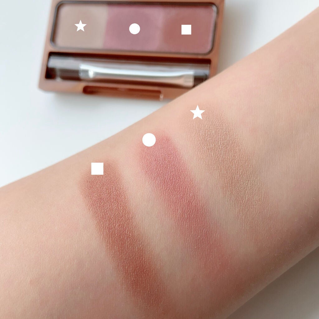 ノーズ&アイブロウパウダー/CEZANNE/パウダーアイブロウを使ったクチコミ(3枚目)