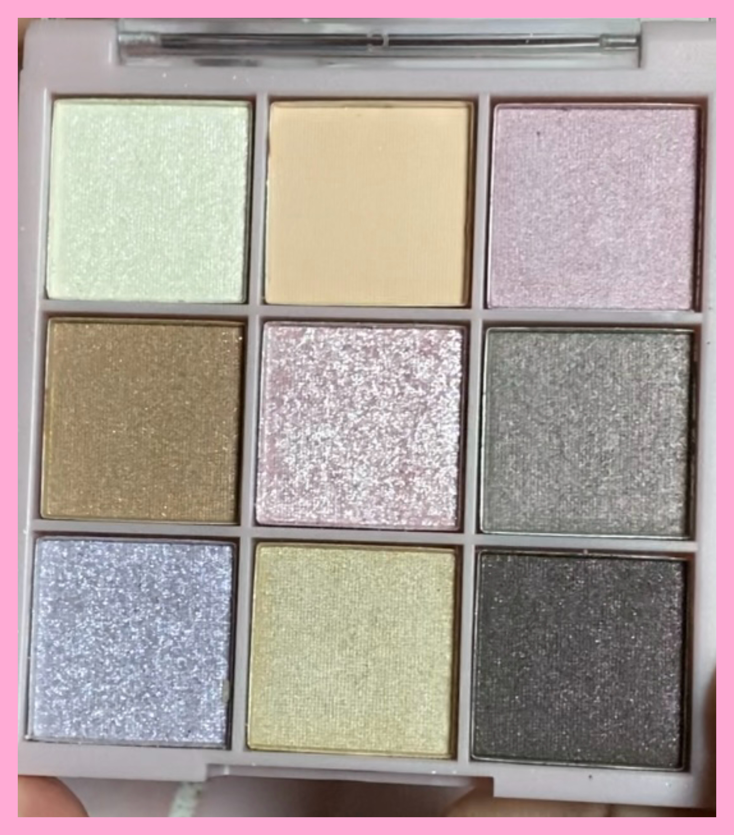 サンリオキャラクターズ コラボ 9色アイシャドウ/サンキューマート/アイシャドウパレットを使ったクチコミ（3枚目）