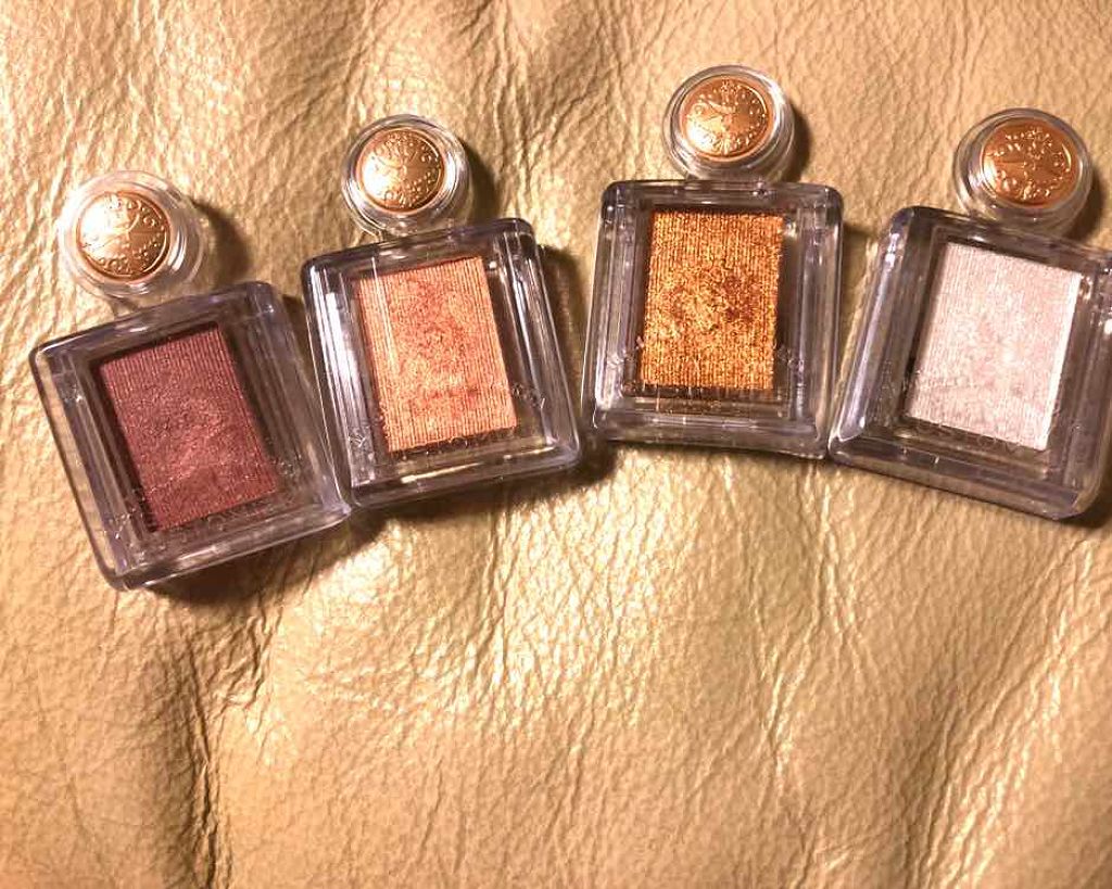 シャドーカスタマイズ/MAJOLICA MAJORCA/単色アイシャドウを使ったクチコミ(1枚目)