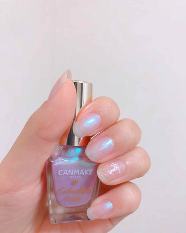 CANMAKE カラフルネイルズ　
N32 ミスティドリーム　¥360

薄ピンクですが、光を当てるとブルーに光る偏光パールでお気に入りです！
あんまり派手なネイルが好きじゃない人にオススメです！

少