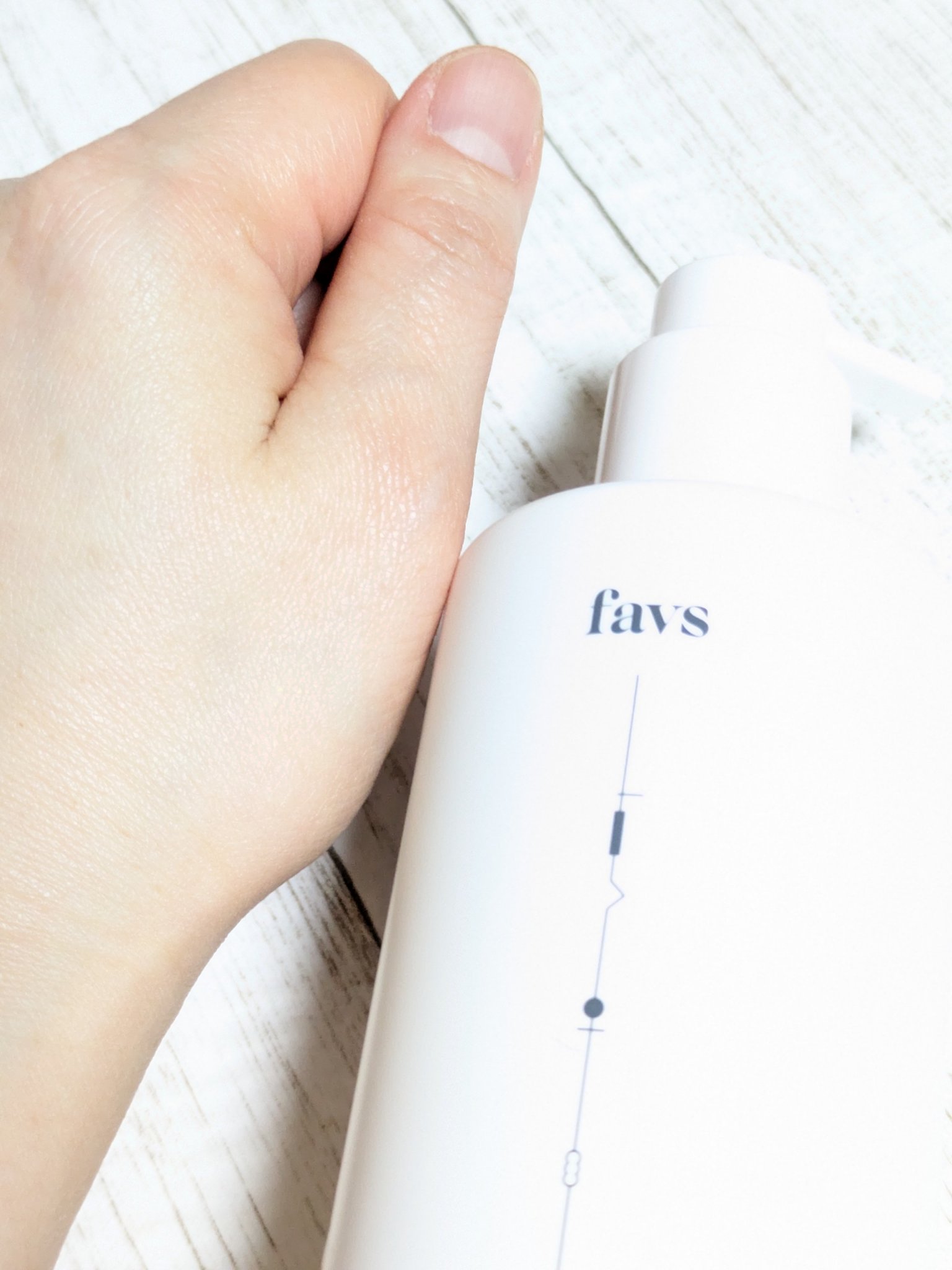 セラミドファミリークリーム/favs/ボディクリームを使ったクチコミ（3枚目）