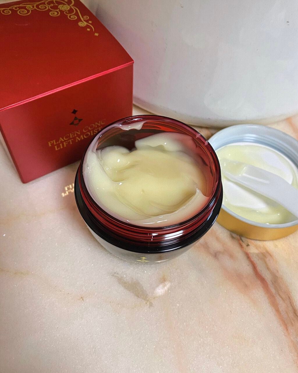 プラセンコンク リフトモイスト/VITOWA/オールインワン化粧品を使ったクチコミ(2枚目)