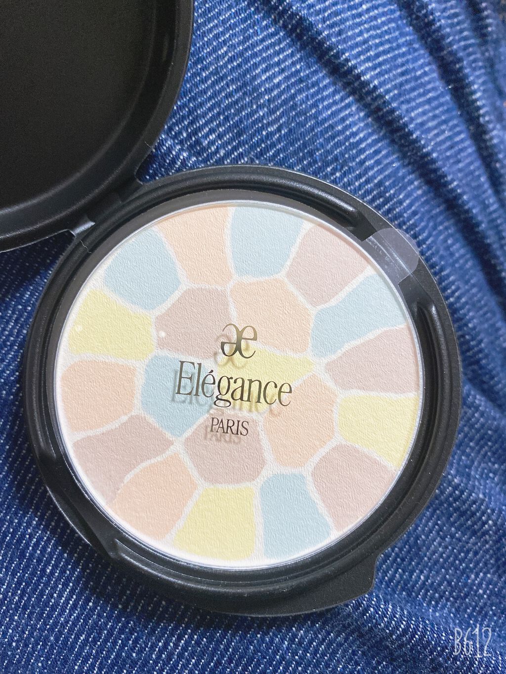 ラ プードル オートニュアンス/Elégance/プレストパウダーを使ったクチコミ(1枚目)