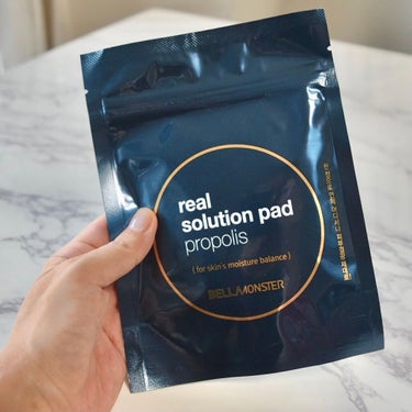 BELLAMONSTER Real Solution Pad Propolisのクチコミ「私の中でベラモンスターと言えばトナーパッドのイメージが強いですが、そのベラモンスターから新しく.....」（2枚目）