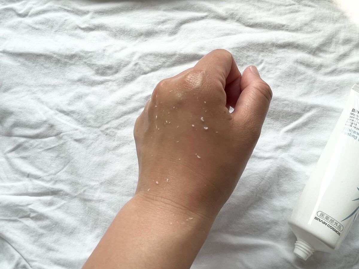 美白乃美人ピーリングジェル/ブレーンコスモス/ピーリングを使ったクチコミ(3枚目)