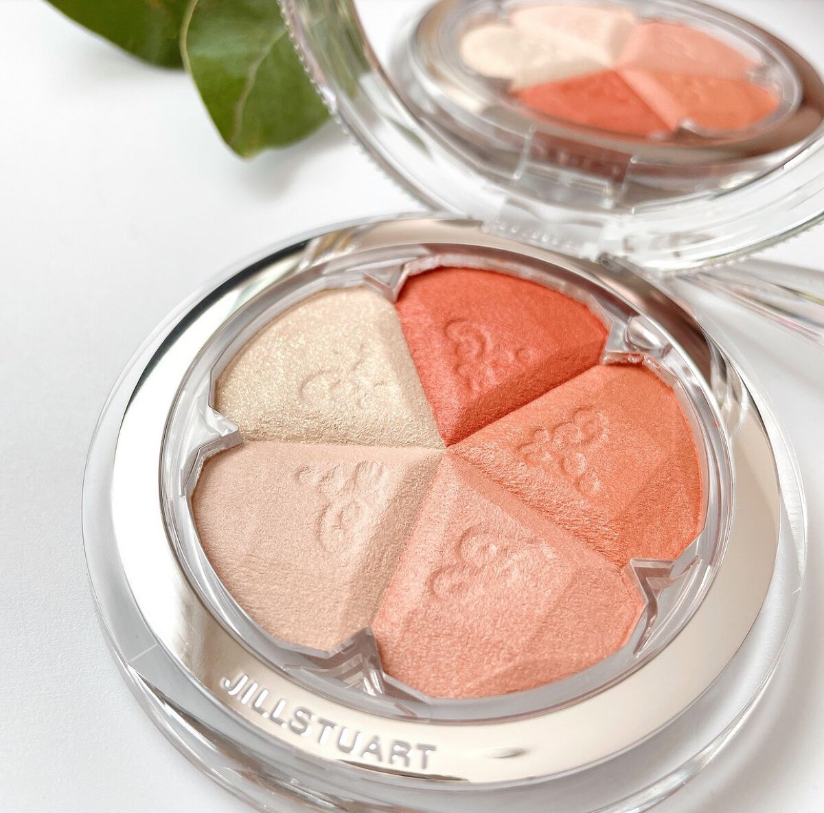 ジルスチュアート ブルーム ミックスブラッシュ コンパクト 10 harvest gerbera/JILL STUART/パウダーチークを使ったクチコミ（2枚目）