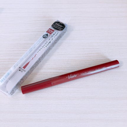 カラーインパクト リキッドライナー RD440 バーガンディ/Visée/リキッドアイライナーを使ったクチコミ(1枚目)