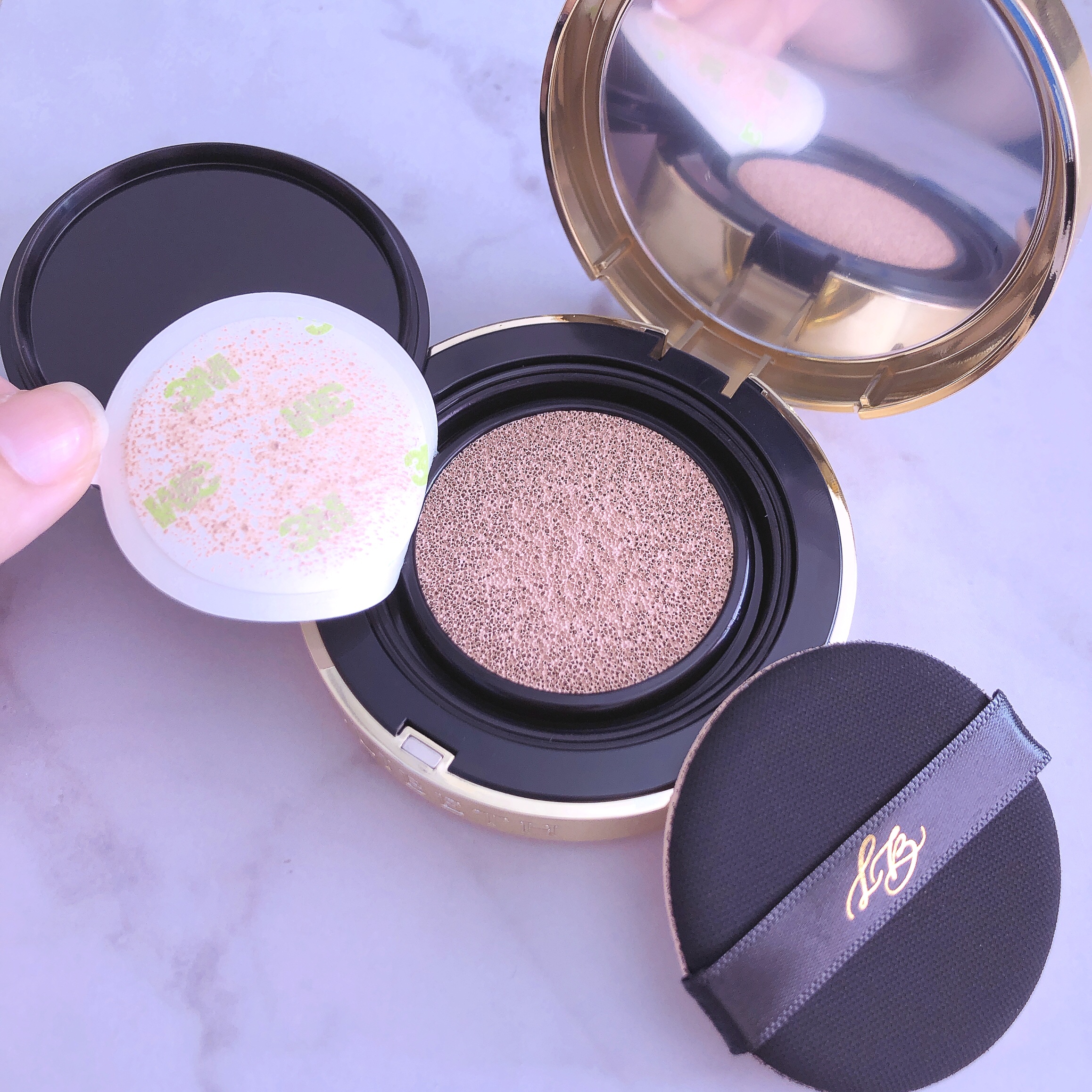 パーフェクティングフィッティング フルカバレッジクッション 23号 ロージーバニラ /LILIBETH/クッションファンデーションを使ったクチコミ（2枚目）