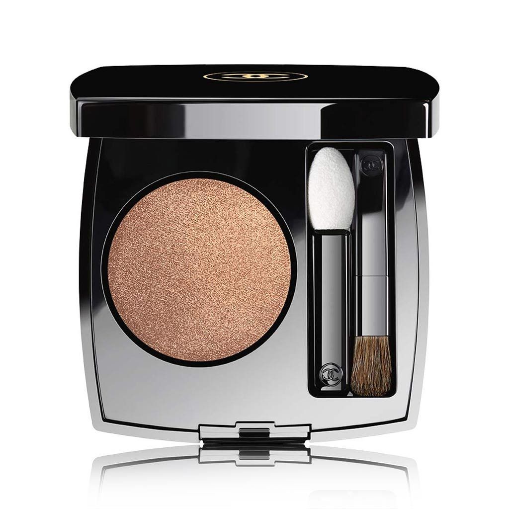 オンブル プルミエール プードゥル / CHANEL