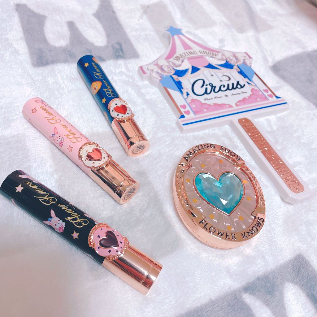 サーカスシリーズ グラデーションブラッシュ /FlowerKnows/パウダーチークを使ったクチコミ（2枚目）