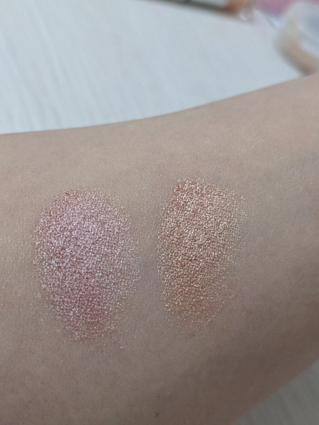 カラークイーン オイルシャドウ/ロレアル パリ/単色アイシャドウを使ったクチコミ(3枚目)