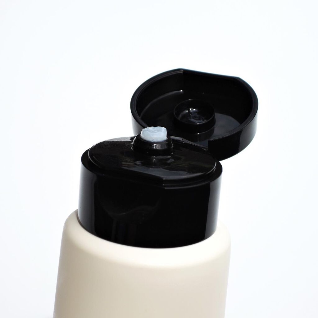 ジェントルブラックフェイシャルクレンザー(140ml)/Klairs/洗顔フォームを使ったクチコミ(4枚目)