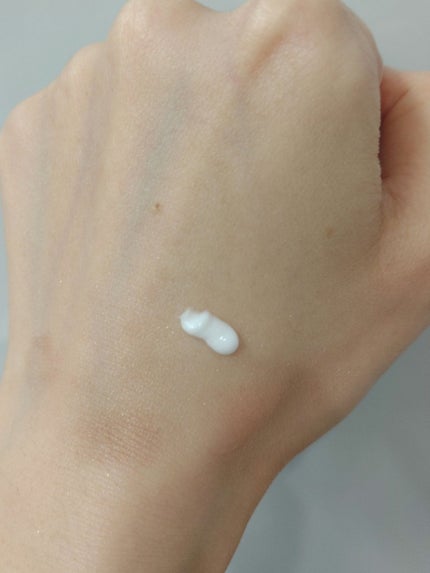 ホワイトニング デイケアミルク/CVITAS/乳液を使ったクチコミ(7枚目)