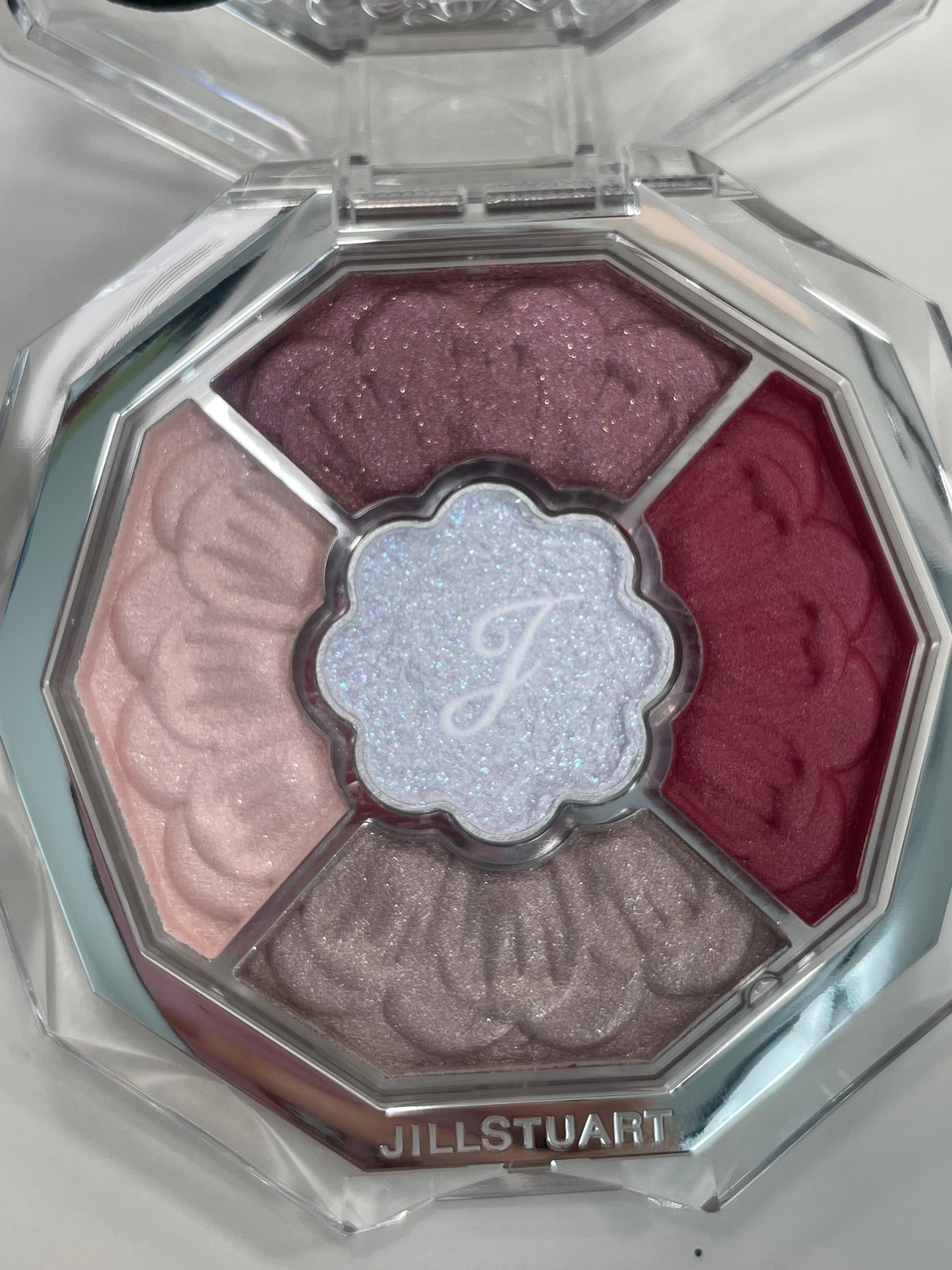 ジルスチュアート ブルームクチュール アイズ ジュエルドブーケ/JILL STUART/アイシャドウパレットを使ったクチコミ(2枚目)