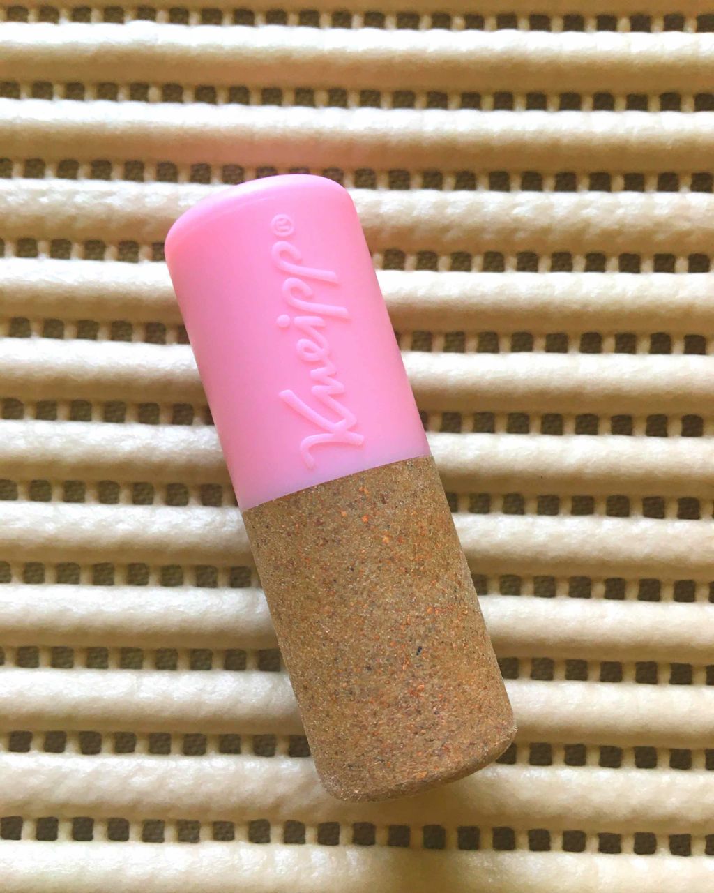 オーガニック リップバーム スイートアーモンドの香り/クナイプ/リップケアを使ったクチコミ（1枚目）